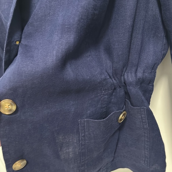 Size 12 women’s Coldwater Creek navy linen top - Picture 10 of 10